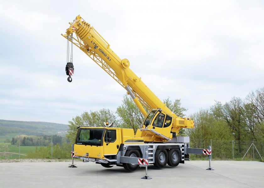 What Are the Advantages of Hydraulic Cranes?